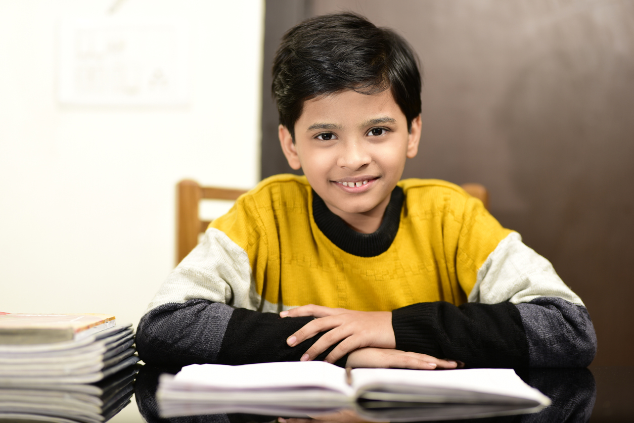 kids studying at home.